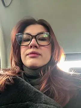 RinaCat online show from February 12, 5:15 am