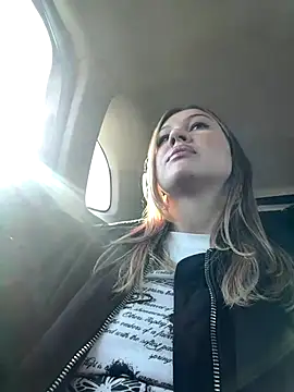 RinaCat online show from September 19, 5:20 am