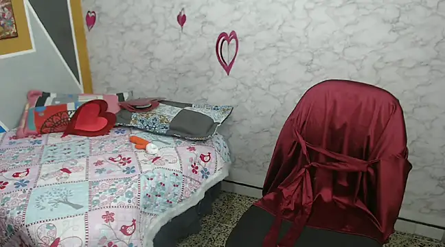 Snapshot of Georgina_Copper chatting on February 6, 4:58 pm Georgina Copper online show from February 6, 4:58 pm