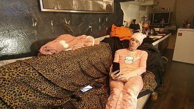 Sletjerayxh online show from January 9, 6:42 pm