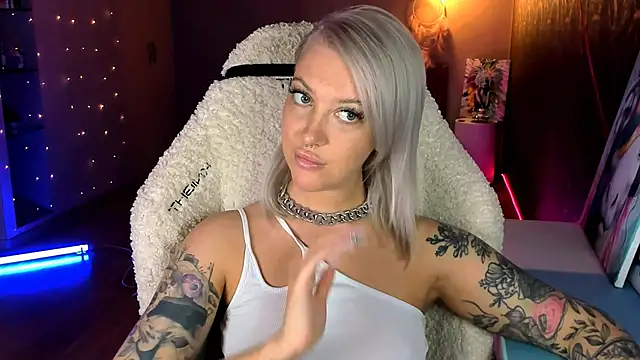 tykioty Miley online show from April 24, 1:46 pm