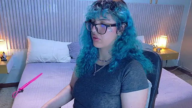 Eli666uwu online show from April 1, 1:41 pm