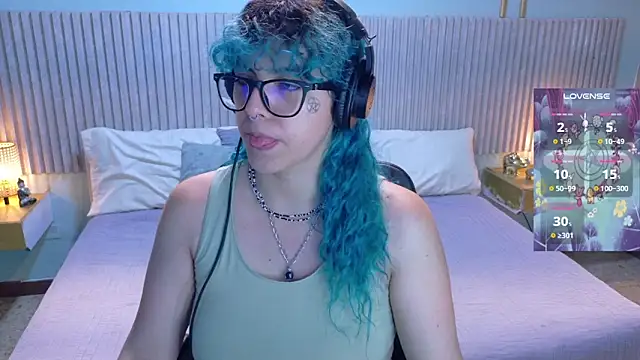 Eli666uwu online show from April 3, 10:57 am