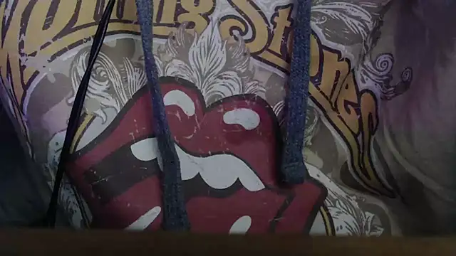 Snapshot of SweetPaddy chatting on December 25, 3:08 am SweetPaddy online show from December 25, 3:08 am