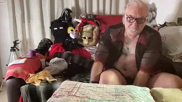 EroticVenetian online show from November 22, 7:07 am