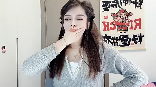 VIWVI online show from February 25, 8:25 am