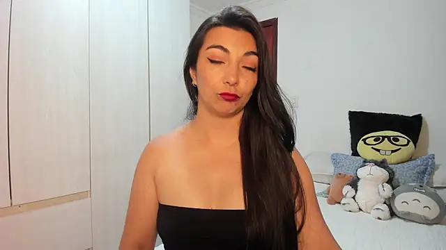 Karla hernandez  online show from June 2, 10:39 am