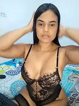 Snapshot of AntonellaShot chatting on February 14, 5:51 am AntonellaShot online show from February 14, 5:51 am