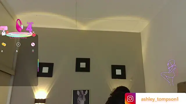 ashley Tompson1 online show from February 27, 6:31 pm