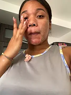 ashley Tompson1 online show from March 19, 4:24 pm