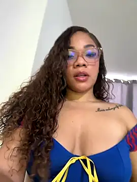 ashley Tompson1 online show from October 10, 12:37 pm