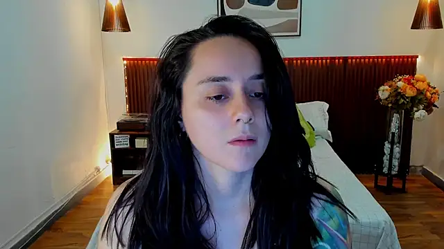 Snapshot of KatherineBond chatting on July 16, 5:08 pm KatherineBond online show from July 16, 5:08 pm