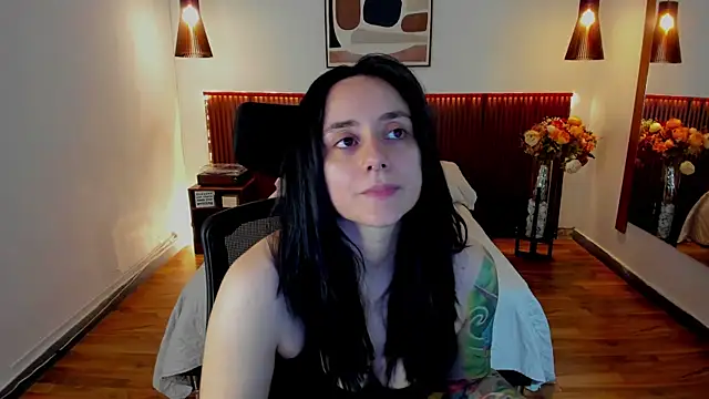 Snapshot of KatherineBond chatting on July 21, 5:15 pm KatherineBond online show from July 21, 5:15 pm