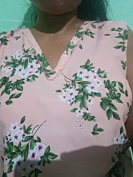 Priya Bong online show from October 4, 3:43 pm