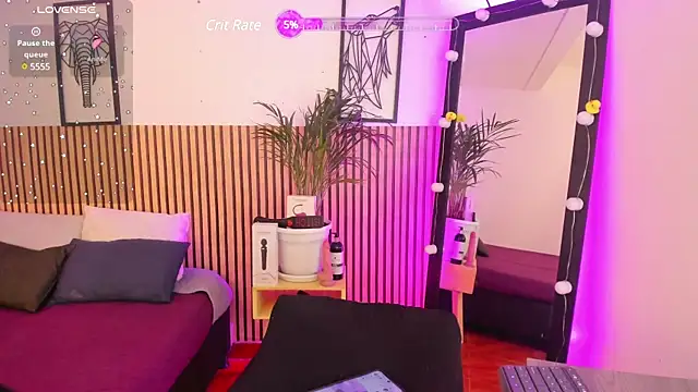 LILA ELLIOT online show from March 19, 8:54 pm