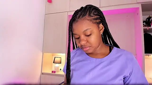 tamaraa smiith online show from February 12, 11:40 am