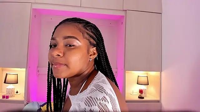 tamaraa smiith online show from February 12, 5:58 pm