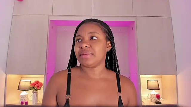 tamaraa smiith online show from February 20, 12:04 pm