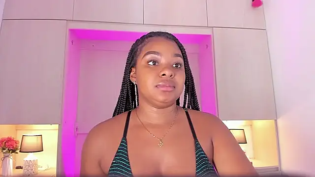 tamaraa smiith online show from March 4, 3:15 pm