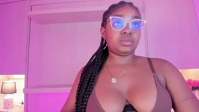 tamaraa smiith online show from October 17, 8:00 pm