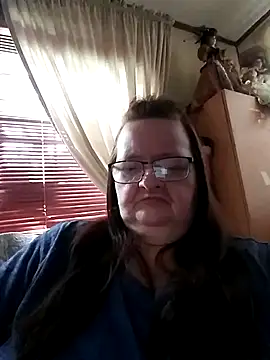 Snapshot of Bayou_Woman68 chatting on September 15, 3:34 pm Bayou Woman68 online show from September 15, 3:34 pm