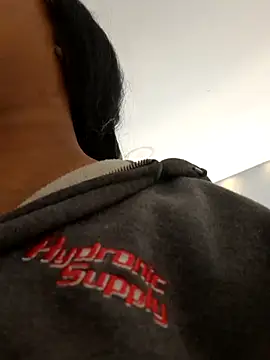 Adelehottman online show from October 15, 12:05 pm