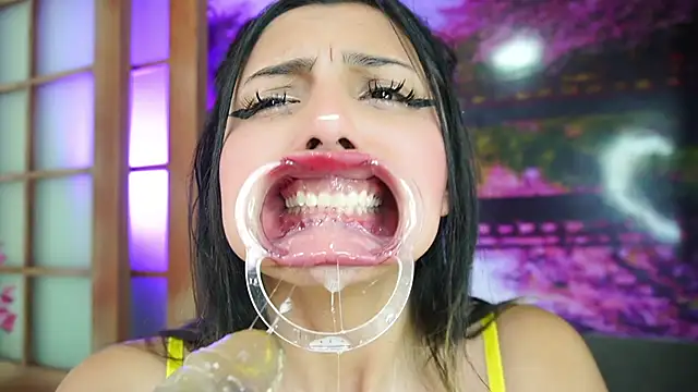 miss lizith online show from February 25, 2:33 pm