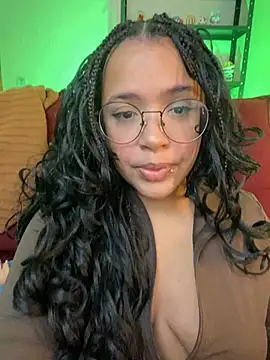 Snapshot of 99_Lilith chatting on June 26, 12:15 am 99 Lilith online show from June 26, 12:15 am