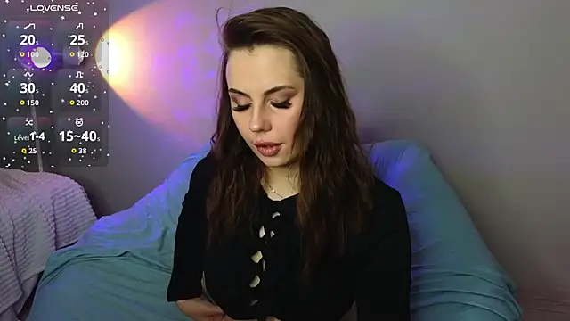 Aisha Riley online show from September 30, 2:11 pm