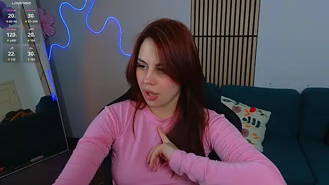 Aisha Riley online show from April 15, 3:41 pm