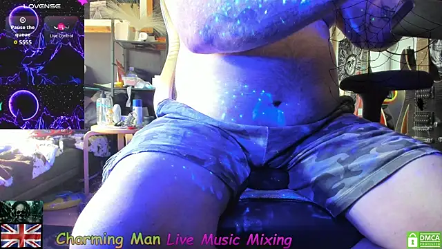 Snapshot of TheGothKing chatting on May 27, 9:06 am TheGothKing online show from May 27, 9:06 am