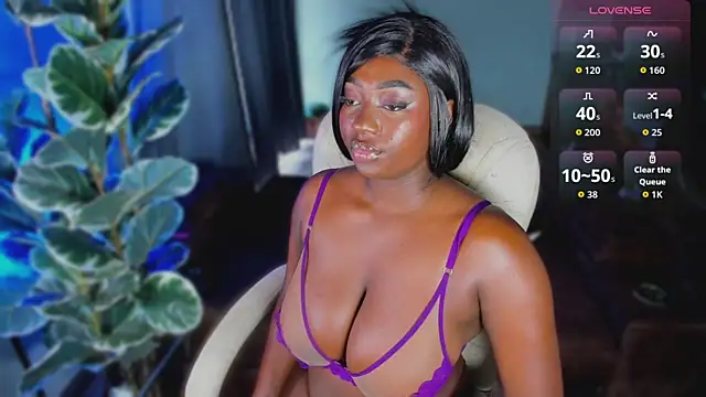 Almaahotxxx online show from June 11, 1:31 pm