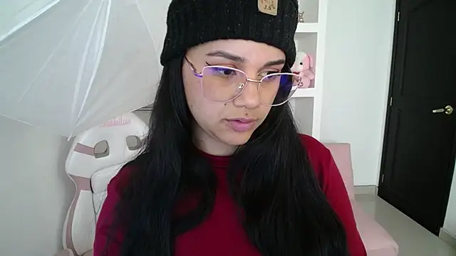 Snapshot of _Miaaleon chatting on February 25, 10:04 am Miaaleon online show from February 25, 10:04 am