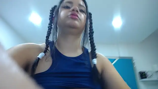 Snapshot of _Miaaleon chatting on March 5, 4:24 pm Miaaleon online show from March 5, 4:24 pm