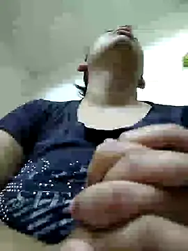 Snapshot of _Miaaleon chatting on March 15, 10:46 am Miaaleon online show from March 15, 10:46 am