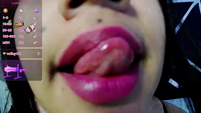Snapshot of _Miaaleon chatting on March 17, 7:48 pm Miaaleon online show from March 17, 7:48 pm
