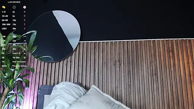 Snapshot of DilanJonnes_ chatting on December 5, 3:15 am DilanJonnes online show from December 5, 3:15 am