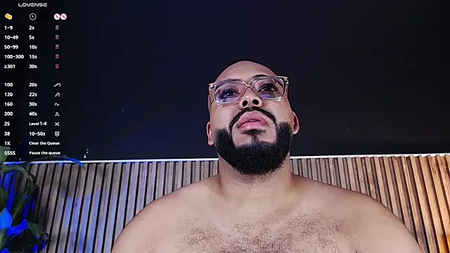 Snapshot of DilanJonnes_ chatting on March 1, 2:23 pm DilanJonnes online show from March 1, 2:23 pm