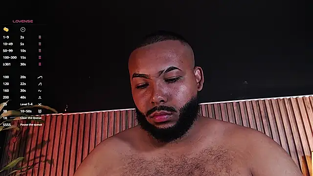 Snapshot of DilanJonnes_ chatting on October 24, 10:06 pm DilanJonnes online show from October 24, 10:06 pm