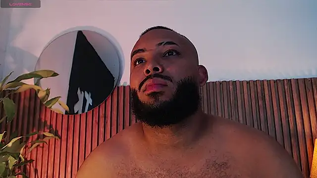 Snapshot of DilanJonnes_ chatting on November 26, 9:05 pm DilanJonnes online show from November 26, 9:05 pm