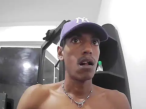 AlbertBigCock online show from March 17, 4:06 am