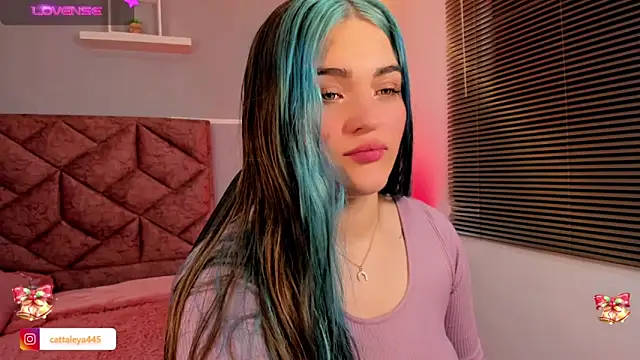 cattaleya    online show from December 15, 3:45 am