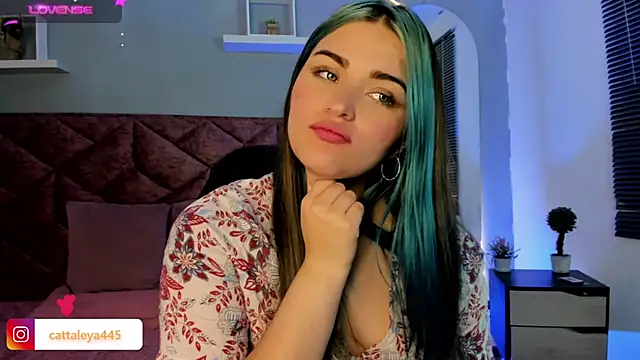 cattaleya    online show from January 11, 9:26 am