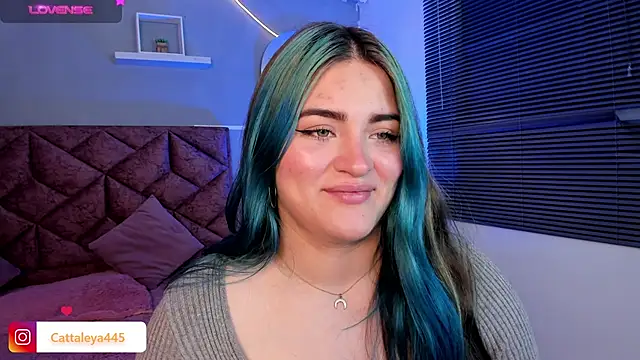 cattaleya    online show from February 12, 3:18 am