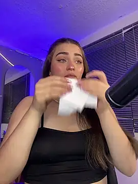 cattaleya    online show from March 4, 3:33 am