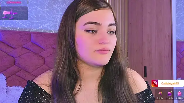 cattaleya    online show from March 15, 5:52 am