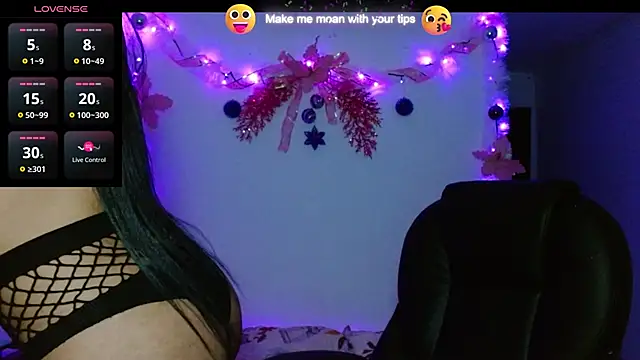 carolinemiller7 online show from December 21, 7:13 am