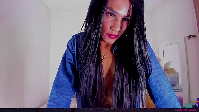 carolinemiller7 online show from October 11, 6:12 am