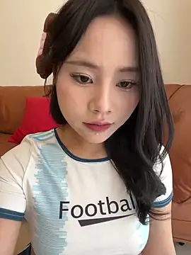 Hot Mm online show from January 7, 9:07 am