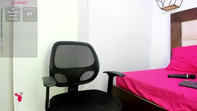 Abbyadams online show from October 1, 3:01 am